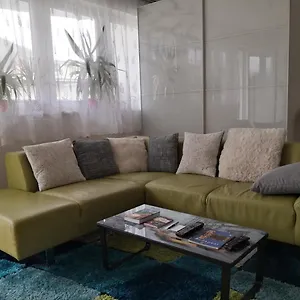 1,5 Szobás Terasszal,közel A Széchenyi Fürdőhöz Appartement